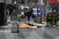 NEWS - Lastwagen rast in Stockholm in Menschenmenge