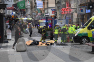 NEWS - Lastwagen rast in Stockholm in Menschenmenge