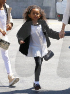 PEOPLE - Mel B mit ihren Töchtern unterwegs in Beverly Hills