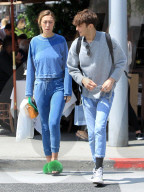 PEOPLE - Geschwister-Blues: Alana und Anwar Hadid