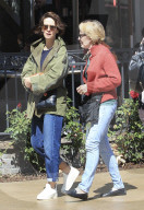 PEOPLE - Sarah Paulson und ihre Partnerin Holland Taylor unterwegs in LA