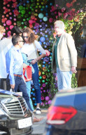 PEOPLE - Boris Becker mit seiner Familie im Ivy Chelsea Garden