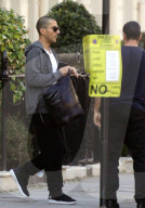 PEOPLE - Janet Jackson Ehemann Wissam Al Mana verlässt die Wohnung mit kleinem Gepäck
