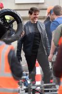 PEOPLE - Tom Cruise bei den Dreharbeiten von "Mission Impossible 6" in Paris