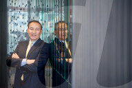 STUDIO - Oscar Munoz