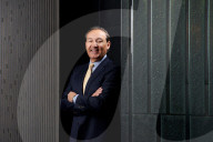 STUDIO - Oscar Munoz