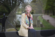 PORTRAIT - Penelope Keith 