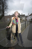 PORTRAIT - Penelope Keith 