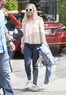 EXKLUSIV - Reese Witherspoon mit ihrer Tochter Ava in Santa Monica unterwegs