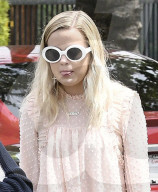 EXKLUSIV - Reese Witherspoon mit ihrer Tochter Ava in Santa Monica unterwegs