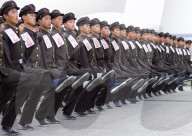 REPORTAGE - Soldatinnen und Soldaten prägen das Alltagsbild in Nordkorea