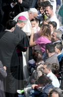 NEWS - Vatikan: Mittwochsaudienz des Papstes auf dem Petersplatz