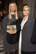 PEOPLE - 'Louis Vuitton x Jeff Koons' im Louvre in Paris