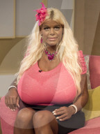 PEOPLE - Martina Big in der 'This Morning' TV Show in London