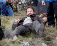 PEOPLE - Gerard Butler bei den Dreharbeiten zu 'Keeper'