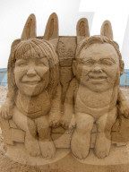 FEATURE - Weston Sand Skulpturen Festival in Somerset