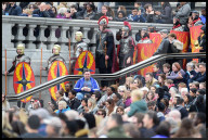 NEWS - Karfreitag: Passionsspiel am Trafalgar Square in London