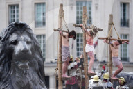 NEWS - Karfreitag: Passionsspiel am Trafalgar Square in London