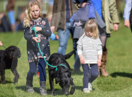 PEOPLE - Royale Cousinen: Savannah und Isla Phillips mit Mia Grace Tindall an den Gatcombe Horse Trails