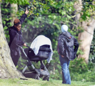 EXKLUSIV - Janet Jackson mit Baby Eissa im Park in London