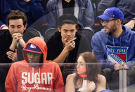 PEOPLE - Promis am New York Rangers Game