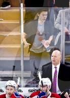 PEOPLE - Promis am New York Rangers Game