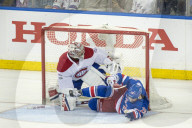 PEOPLE - Promis am New York Rangers Game