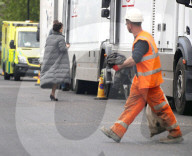 EXKLUSIV - Dreharbeiten zu 'The Crown' in East London
