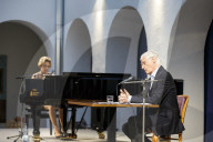 EXKLUSIV - Sky Du Mont und Christine Schütze bei der Lesung BeziehungsWeisen in Bad Saulgau