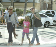 EXKLUSIV - Cameron Diaz mit ihrer Schwester und ihrer Nichte in Seal Beach unterwegs