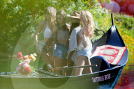 PEOPLE - Coachella : Victoria's Secret Angels amüsieren sich