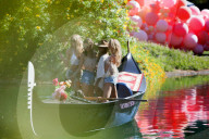 PEOPLE - Coachella : Victoria's Secret Angels amüsieren sich