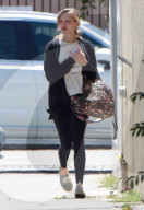 PEOPLE - Rank und schlank. Amanda Seyfried kurz nach der Geburt ihrer Tochter