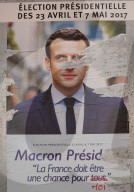 NEWS - Wahlen Frankreich: Plakate in Paris