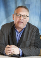 PORTRAIT - Bill Condon