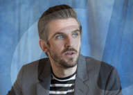 PORTRAIT - Dan Stevens