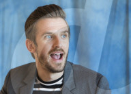 PORTRAIT - Dan Stevens