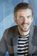 PORTRAIT - Dan Stevens