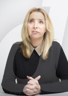 PORTRAIT - Lisa Kudrow