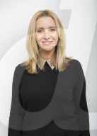 PORTRAIT - Lisa Kudrow