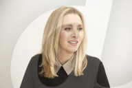PORTRAIT - Lisa Kudrow