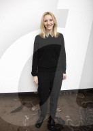 PORTRAIT - Lisa Kudrow