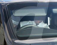 PEOPLE - Victoria Beckham bekommt von Prinz William eine Medallie verliehen