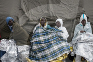 NEWS - Italien: 400 neue Flüchtlinge in Salerno gestrandet