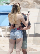 EXKLUSIV - Joe Jonas und Sophie Turner turteln in Cabo San Lucas