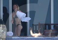 EXKLUSIV - Joe Jonas und Sophie Turner turteln in Cabo San Lucas