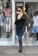 PEOPLE - Jennifer Lopez bummelt in Miami
