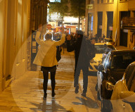NEWS -  Paris: Schüsse auf Polizisten auf der Champs-Elysées 