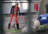 EXKLUSIV - Nadja abd el Farrag geht Gassi mit Hund Lilly