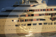 FEATURE - Die grösste Yacht der Welt an der Cote d'Azur